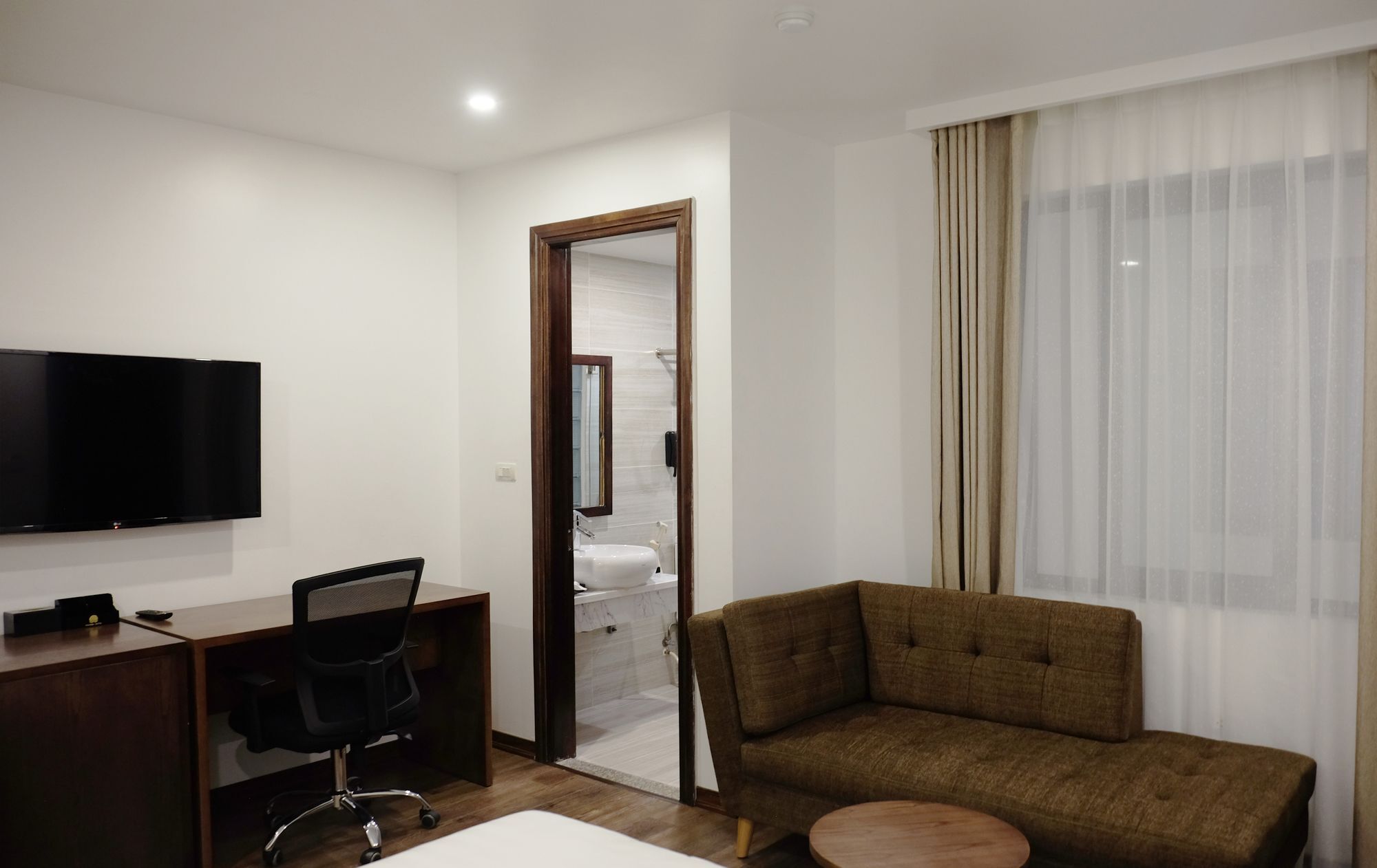 Inearth Hotel Hanoi Exterior photo